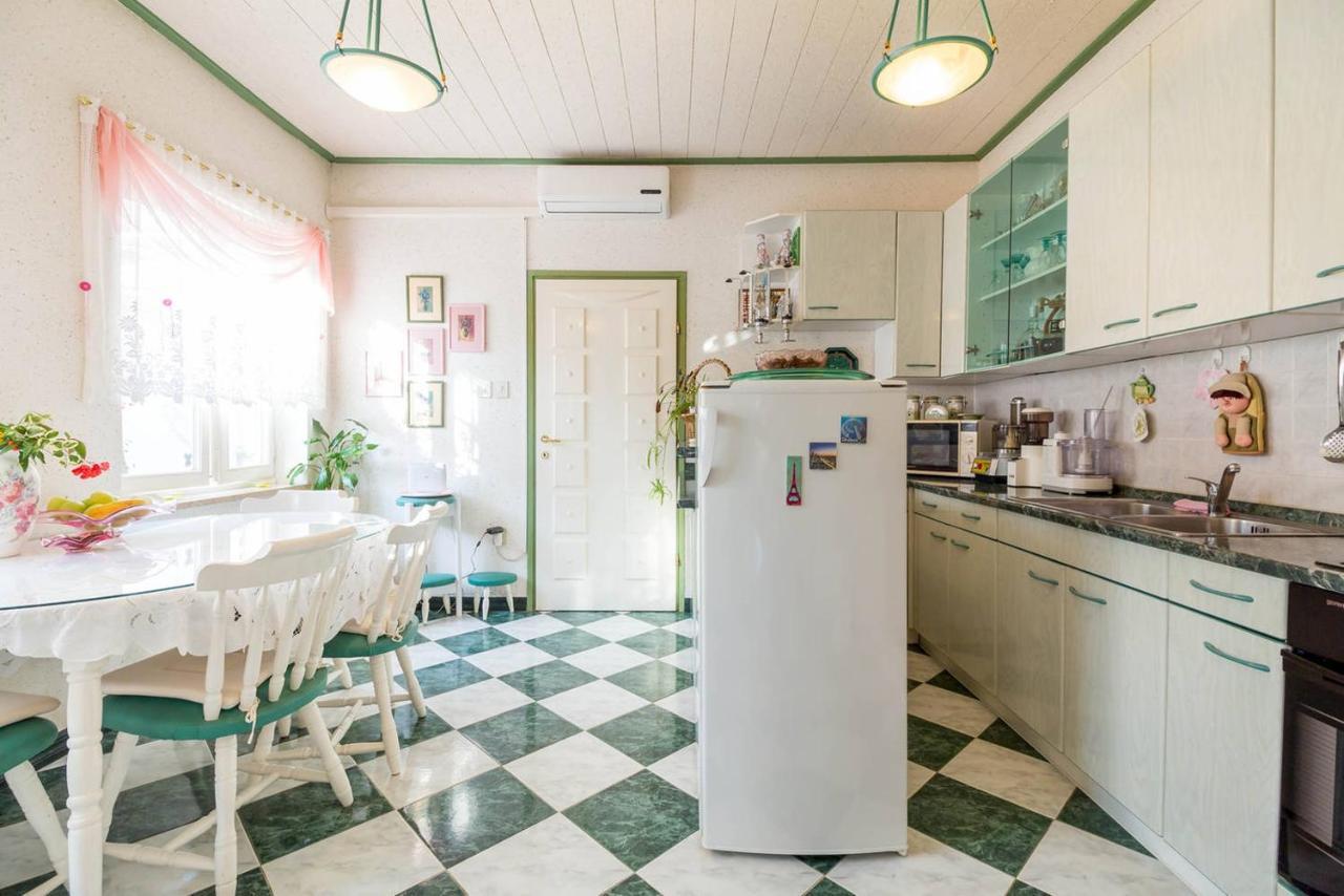 Ferienwohnung Kuca Za Odmor Lucy Pula Exterior foto