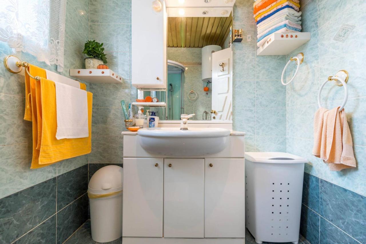 Ferienwohnung Kuca Za Odmor Lucy Pula Exterior foto