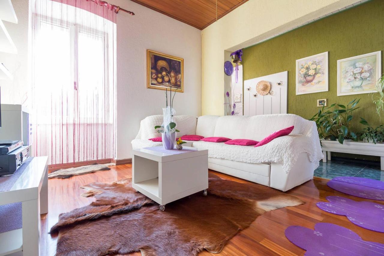 Ferienwohnung Kuca Za Odmor Lucy Pula Exterior foto